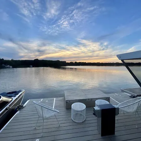 Bateau-hôtel Luxus Hausboot - Exklusives Wohnen Auf Dem Wasser