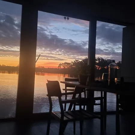 Botel Luxus Hausboote - Exklusives Wohnen Auf Dem Wasser *